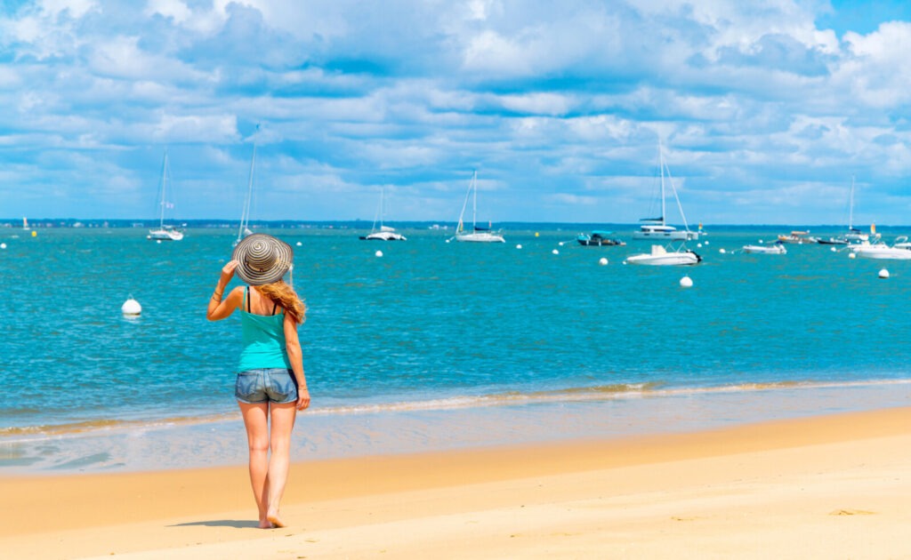 jambes lourdes, chaleur et vacances d'été – Drainage lymphatique l&rsquo;été en vacances ? Soulager les jambes lourdes grâce au drainage lymphatique